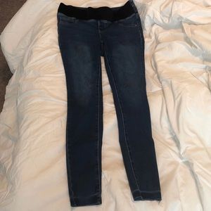Maternity skinny rockstar jeggings